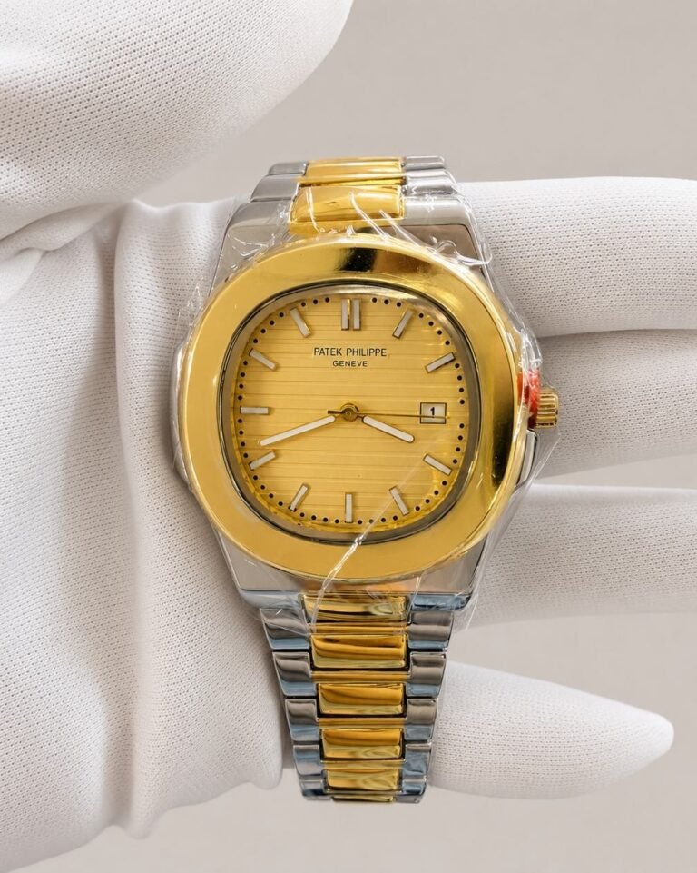 Patek Philippe Nautilus Gold / Steel