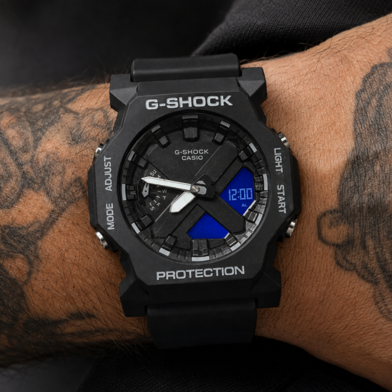 Casio G-Shock Black / Blue Display