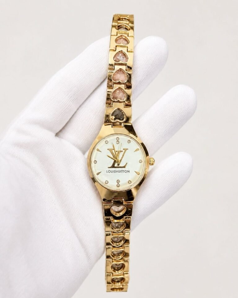 Louis Vuitton Gold Heart Bracelet Mother of Pearl #266
